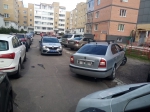 В Твери водитель выезжал с парковки и сбил девятилетнего велосипедиста