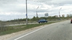 В Твери на съезде с М-10 уже три дня стоит брошенный автомобиль