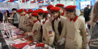День освобождения г. Калинина от немецко-фашистских захватчиков - Библиотека им. А.М. Горького