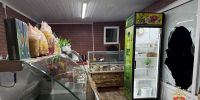 В Твери мужчина обокрал ларек с деликатесами, но «вкусняшек» так и не поел - Афанасий-биржа