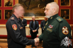 В Государственном Эрмитаже заместитель директора Росгвардии вручил госнаграды росгвардейцам-участникам СВО