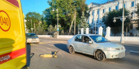 Два подростка на электросамокате врезались в иномарку в Твери - Газета Вся Тверь