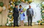 25.06.2025 | Губернатор Игорь Руденя и председатель попечительского совета Фонда развития территорий Сергей Степашин вручили аттестаты выпускникам Городенской православной гимназии имени протоиерея Алексия Злобина