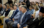 25.06.2025 | Губернатор Игорь Руденя и председатель попечительского совета Фонда развития территорий Сергей Степашин вручили аттестаты выпускникам Городенской православной гимназии имени протоиерея Алексия Злобина