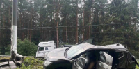 В Тверской области на трассе М-10 водитель протаранил столб и погиб - Комсомольская Правда