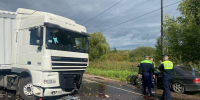 После ДТП с фурой в Бежецке водитель легковушки попал в больницу - Афанасий-биржа