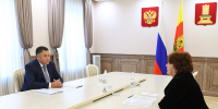 02.09.2025 | Губернатор Игорь Руденя провёл встречу с главой Вышневолоцкого округа Натальей Рощиной - Главное управление по архивному делу