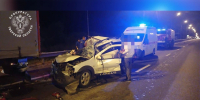 Два пассажира «Ларгуса» погибли в страшной аварии под Торжком - Комсомольская Правда