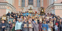В  праздник иконы Божией Матери «Казанская» торжественные богослужения и общегородской крестный ход состоялись в Вышнем Волочке - Тверская епархия