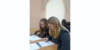 11.11.2025 | Жители Тверской области проверили свои знания на X юбилейном «Большом этнографическом диктанте» - Правительство области