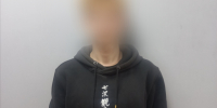 Полицейские задержали 19-летнего курьера мошенников, который пытался получить 300 тысяч рублей от жительницы Тверской области - Тверские ведомости
