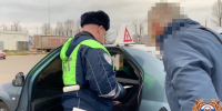 В Твери проверили учебные автомобили и нашли инструкторов без документов - Комсомольская Правда