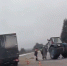 Фура разломила трактор пополам на Бежецком шоссе под Тверью - Комсомольская Правда