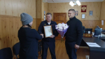В Тверской области сотрудницу ПВЗ наградили за помощь в поимке курьеров-мошенников