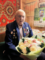 09.12.2025 | С вековым юбилеем Геннадия Иннокентьевича Головина поздравил врио Губернатора Тверской области Виталий Королев