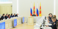 Виталий Королев на заседании Оперштаба поставил задачи по оказанию поддержки жителям и восстановлению жилья, поврежденного в результате отражения атаки БПЛА - Администрация г. Тверь
