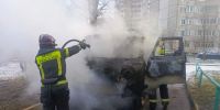 Во дворе дома в Твери загорелся УАЗ - Афанасий-биржа