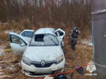 Трое человек пострадали в ДТП в Калининском округе после наезда автомобиля на мачту освещения