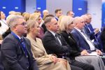 Серебряное волонтёрство, поддержка ветеранов, строительство объектов социального обслуживания: «Единая Россия» провела форум партпроекта «Старшее поколение»