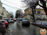 Водитель внедорожника наехал на пожилую женщину на пешеходном переходе
