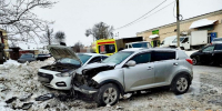 Водителя Хендая доставили в медучреждение Твери после аварии на Коминтерна - Тверские ведомости
