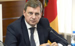 Виталий Королев поздравил сенатора РФ от Тверской области Андрея Епишина с высокой государственной наградой