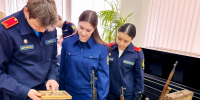 В преддверии Дня памяти жертв геноцида советского народа в рамках патриотического воспитания офицеры Следственного комитета во взаимодействии с представителями поисковых отрядов провели встречу со старшеклассниками - Следственный комитет