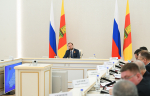 Виталий Королев поручил усилить работу по трудоустройству подростков