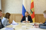 Глава Тверской области на совещании поднял проблемы с бензином