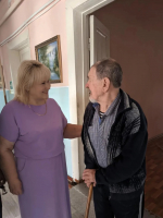 С верой в добро: Наталья Майорова рассказала о посещении дома престарелых в Рамешковском районе